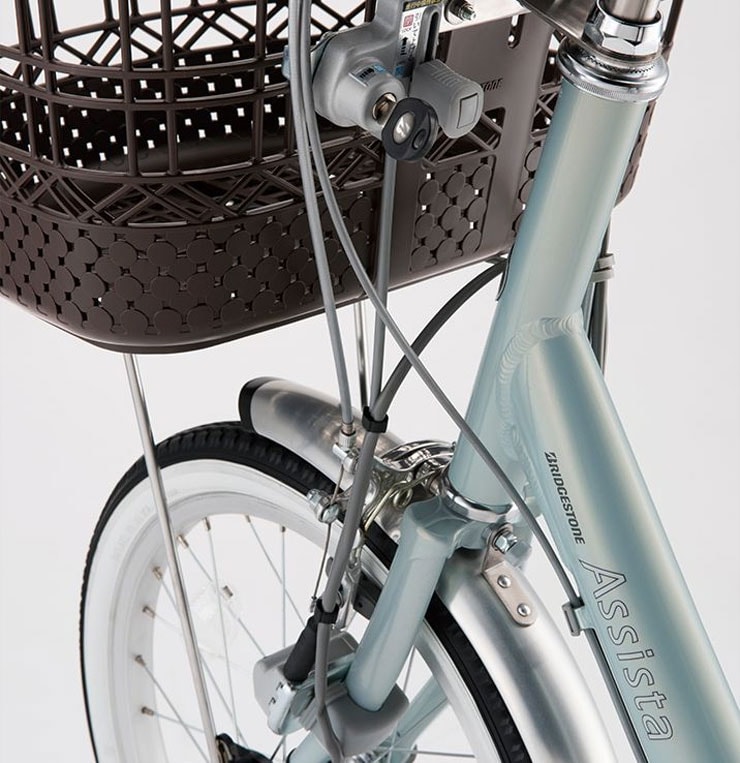 ブリヂストンワゴン「BW13」前16インチ 18インチ 3段変速 三輪車