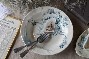 クレイユモントローの大きな深皿（器） フランスアンティーク食器