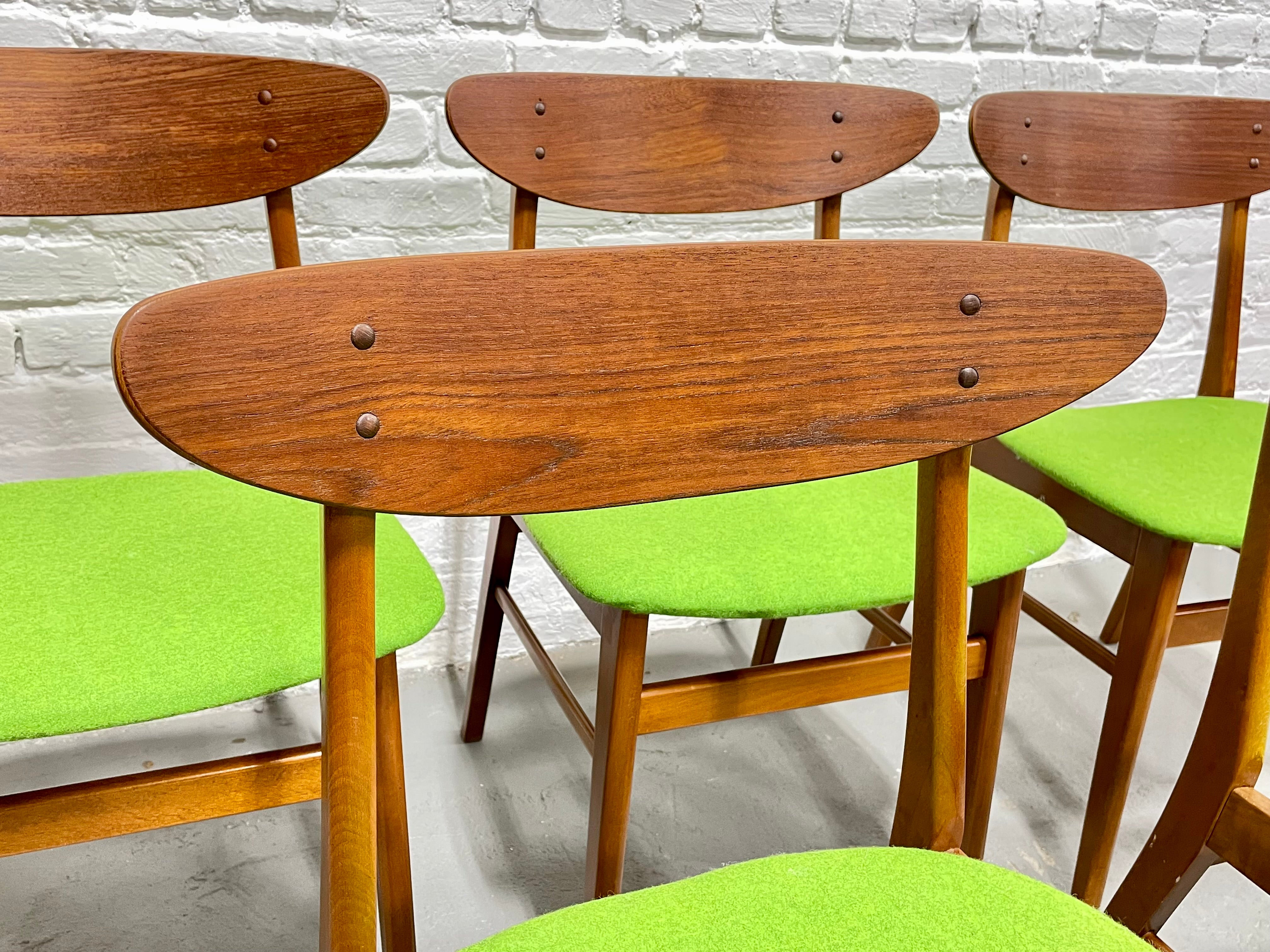 Rare set of 5 Mid-Century Modern Danish teak dining chairs by