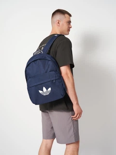 Рюкзак спортивный 18.7 л вмещает формат А4 Adidas Adicolor Classic