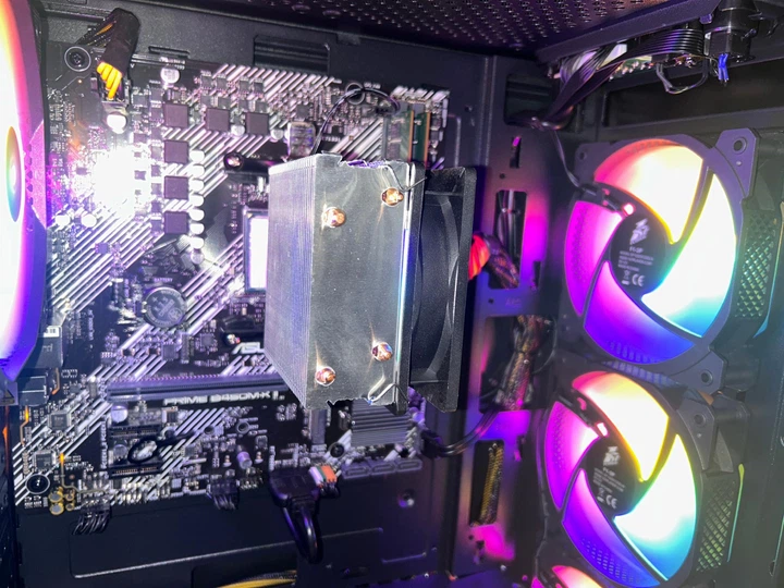 Системный блок AMD Ryzen 5 5600G/16GB DDR4/SSD 240GB – фото