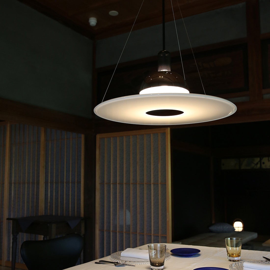 新生活キャンペーンpt15倍】FLOS（フロス） / FRISBI（フリスビ