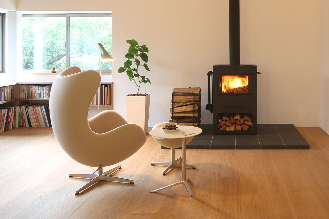 フリッツ・ハンセン エッグチェア | CONNECT