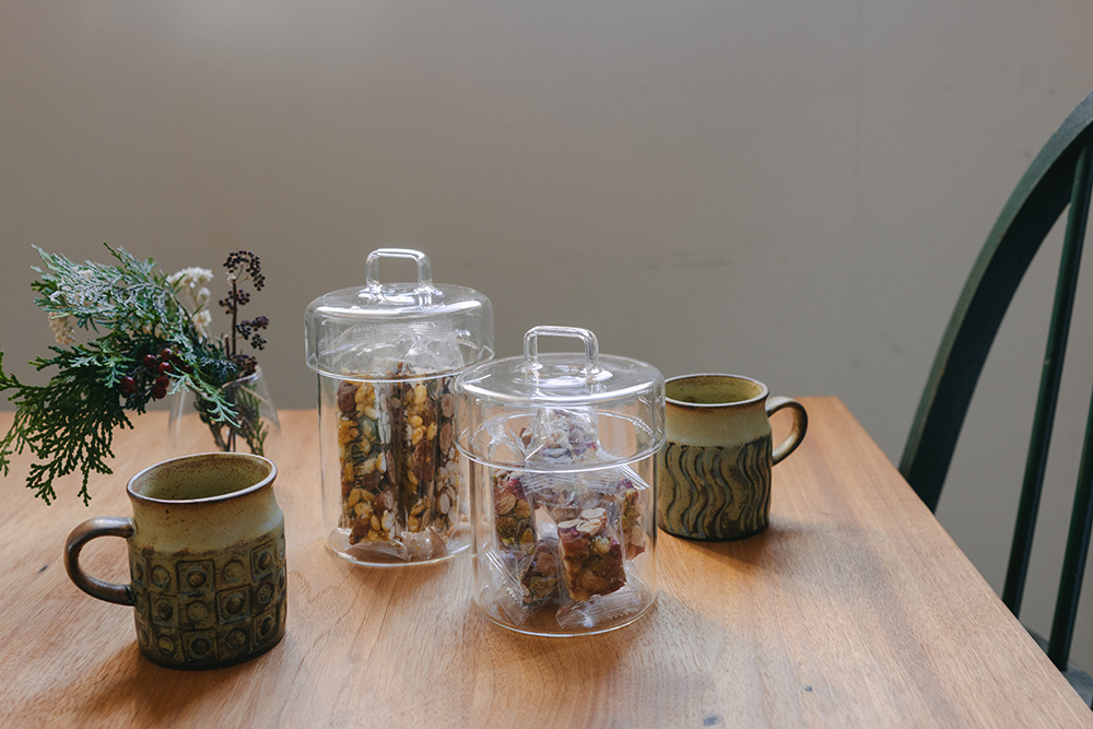 ガラスキャニスター | cocochi ｜ 家具と服と暮らしの店｜静岡県袋井市