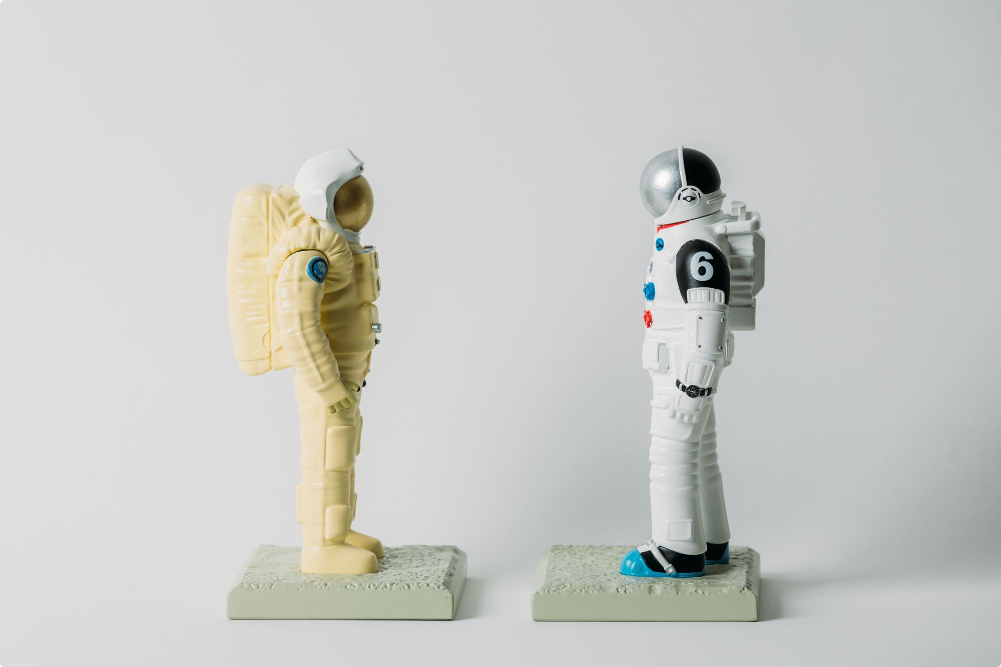 🌙宇宙兄弟 最新43巻 特設サイト｜小山宙哉