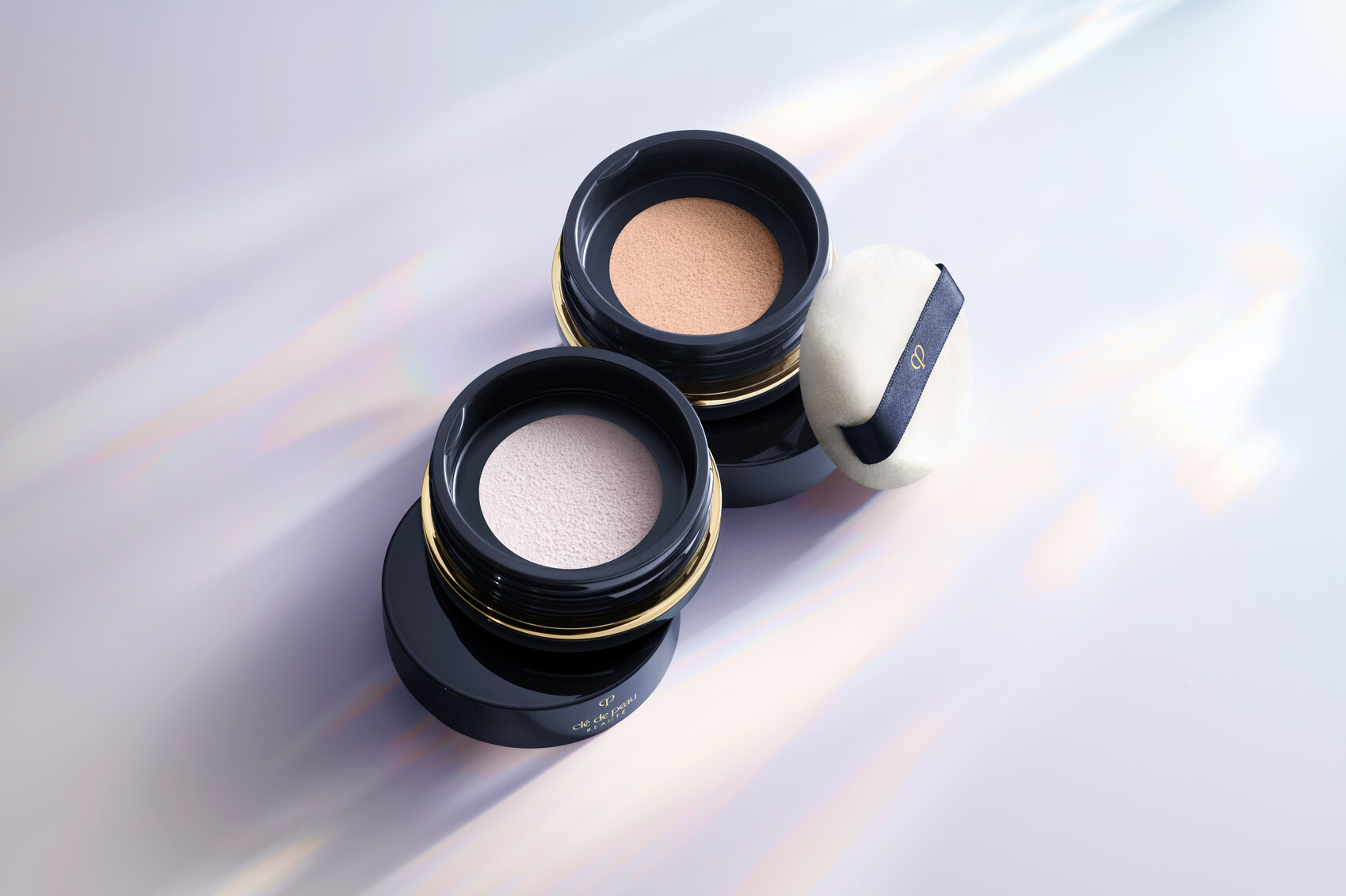 クレ・ド・ポー ボーテ トリートメントフェイスパウダーから、スモール