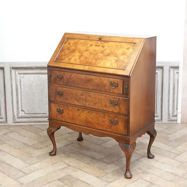 1940年頃 ウォールナット材 イギリス アンティーク・ビューロー