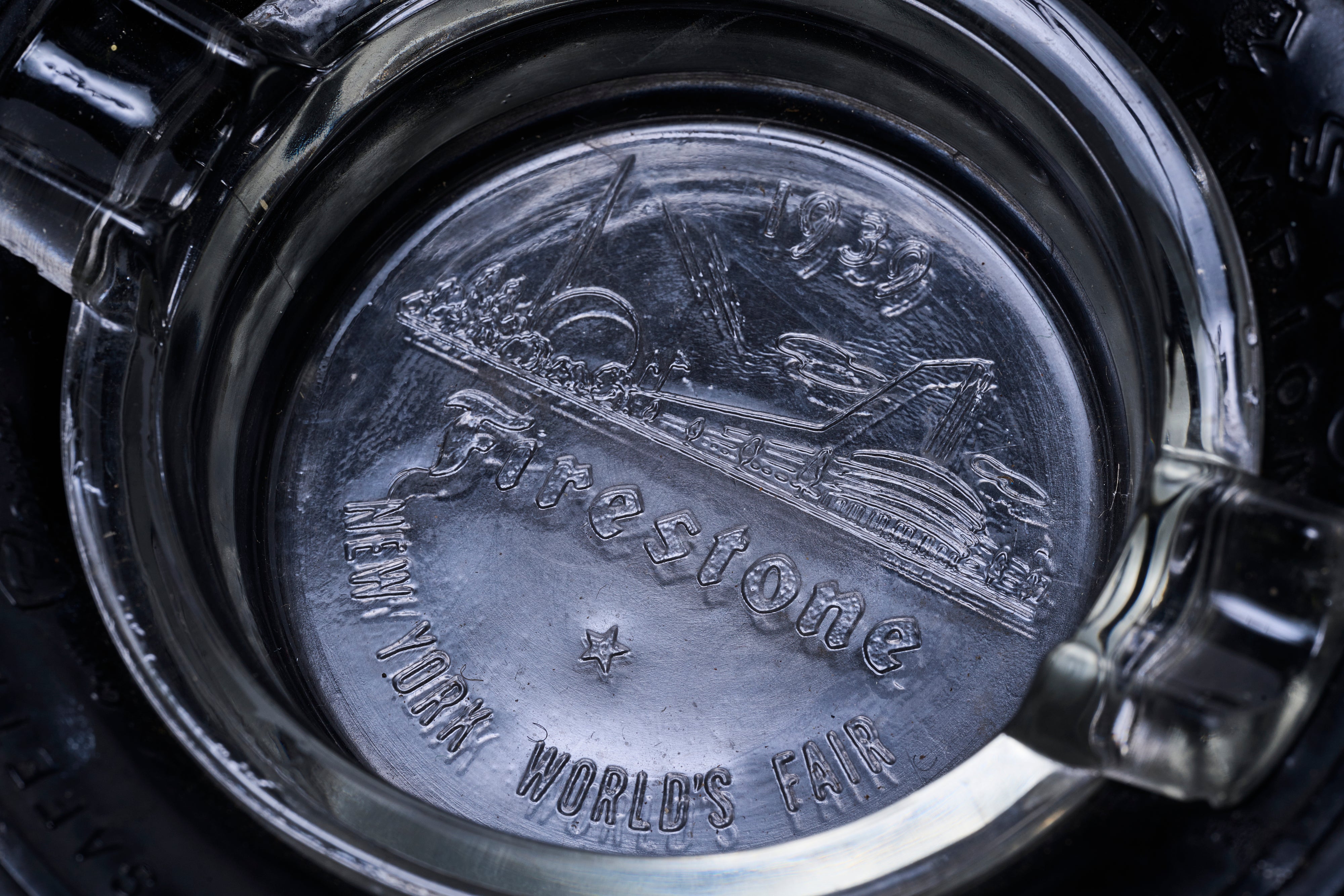 1939年 Firestone 灰皿