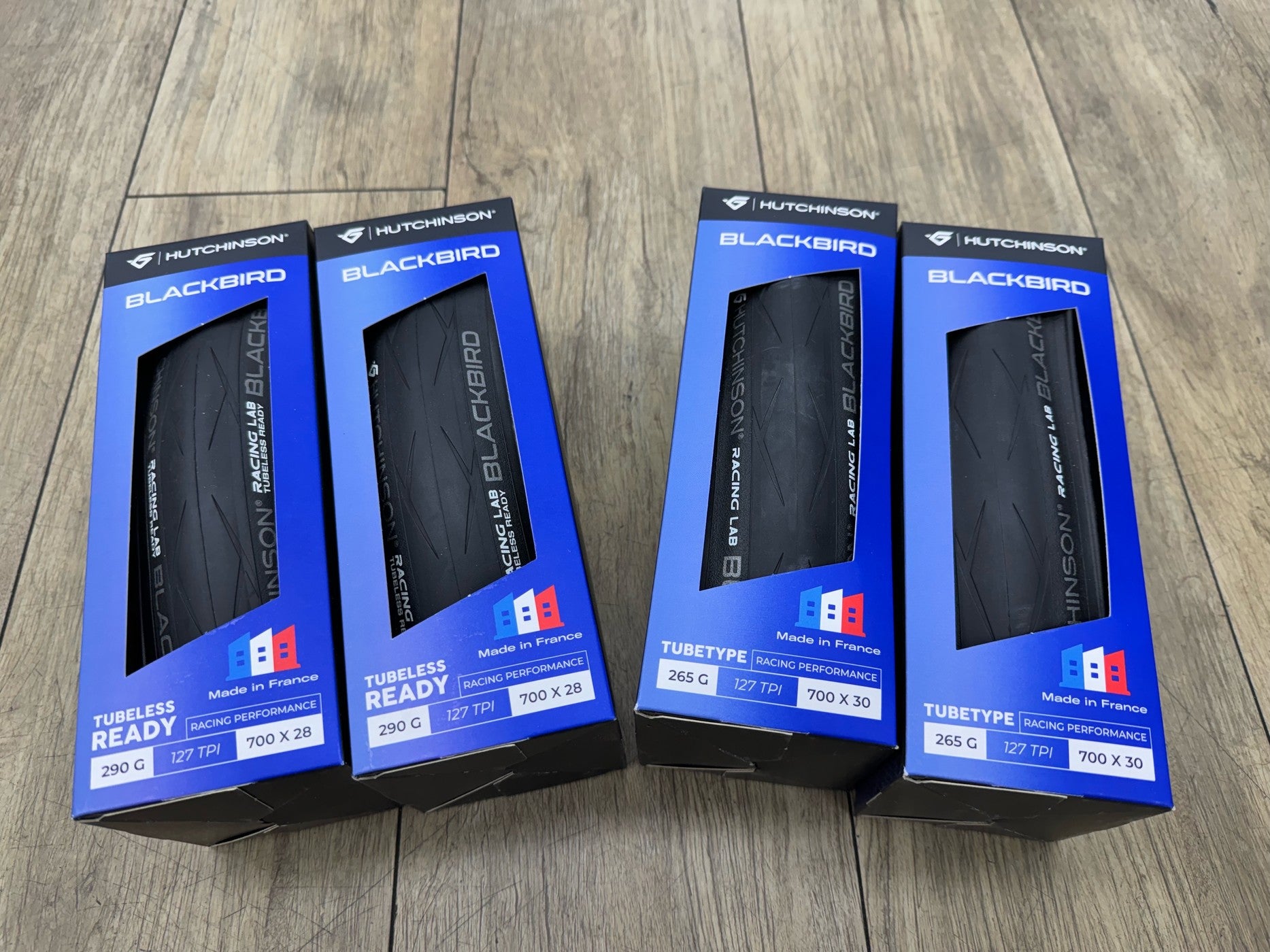 1000kmブルベを足元でしっかり支えてくれたタイヤ、BLACKBIRDさん