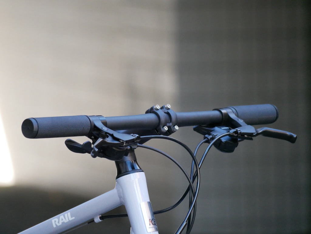 サイクルショップカンザキ千里店 / 【在庫あり/一部取寄せ可能】RAIL