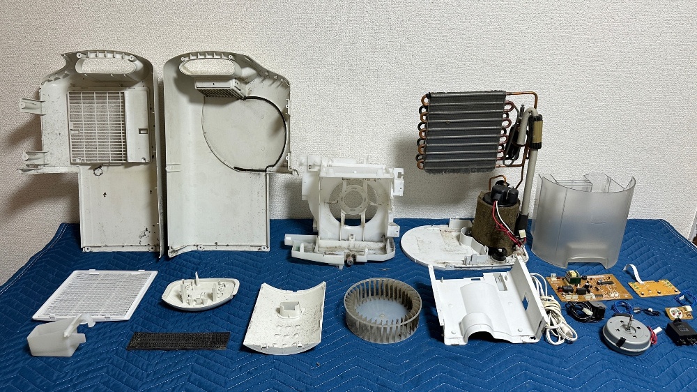 コロナ CD-P6313】除湿機の分解クリーニング - 光クリーン (運営会社