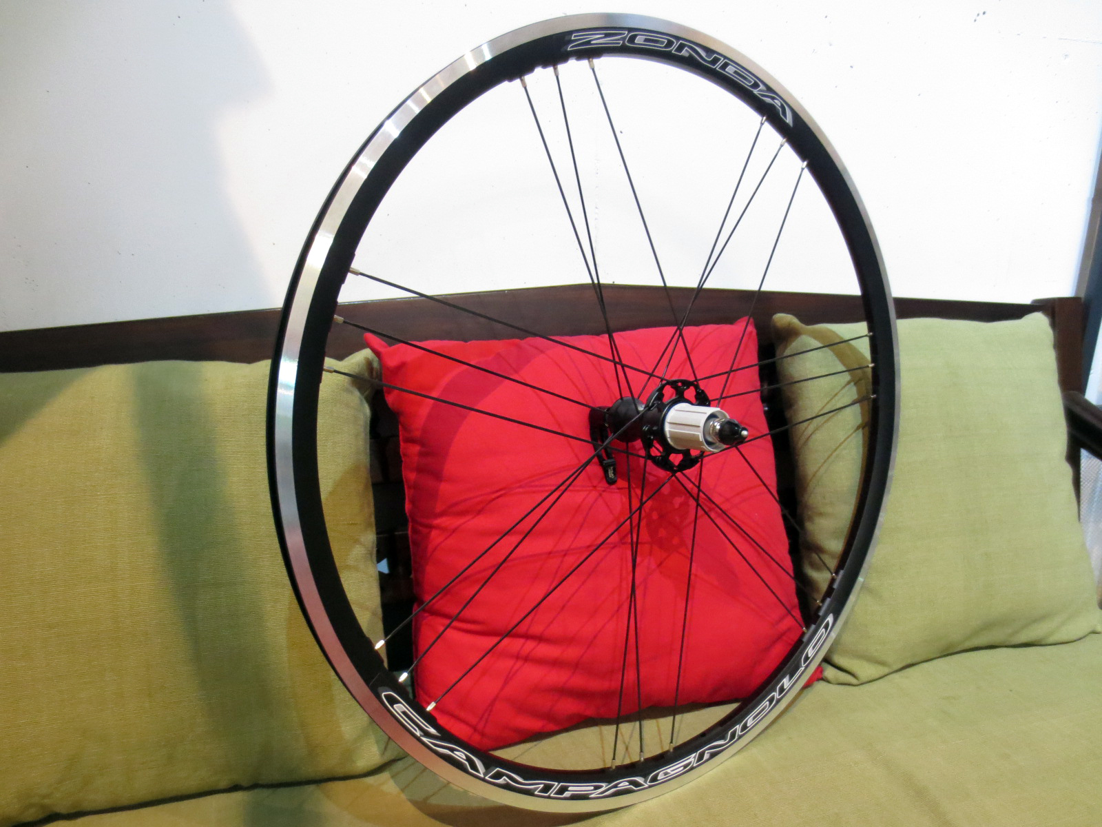 Campagnolo（カンパニョーロ）ZONDA（ゾンダ）DBホイール入荷しました