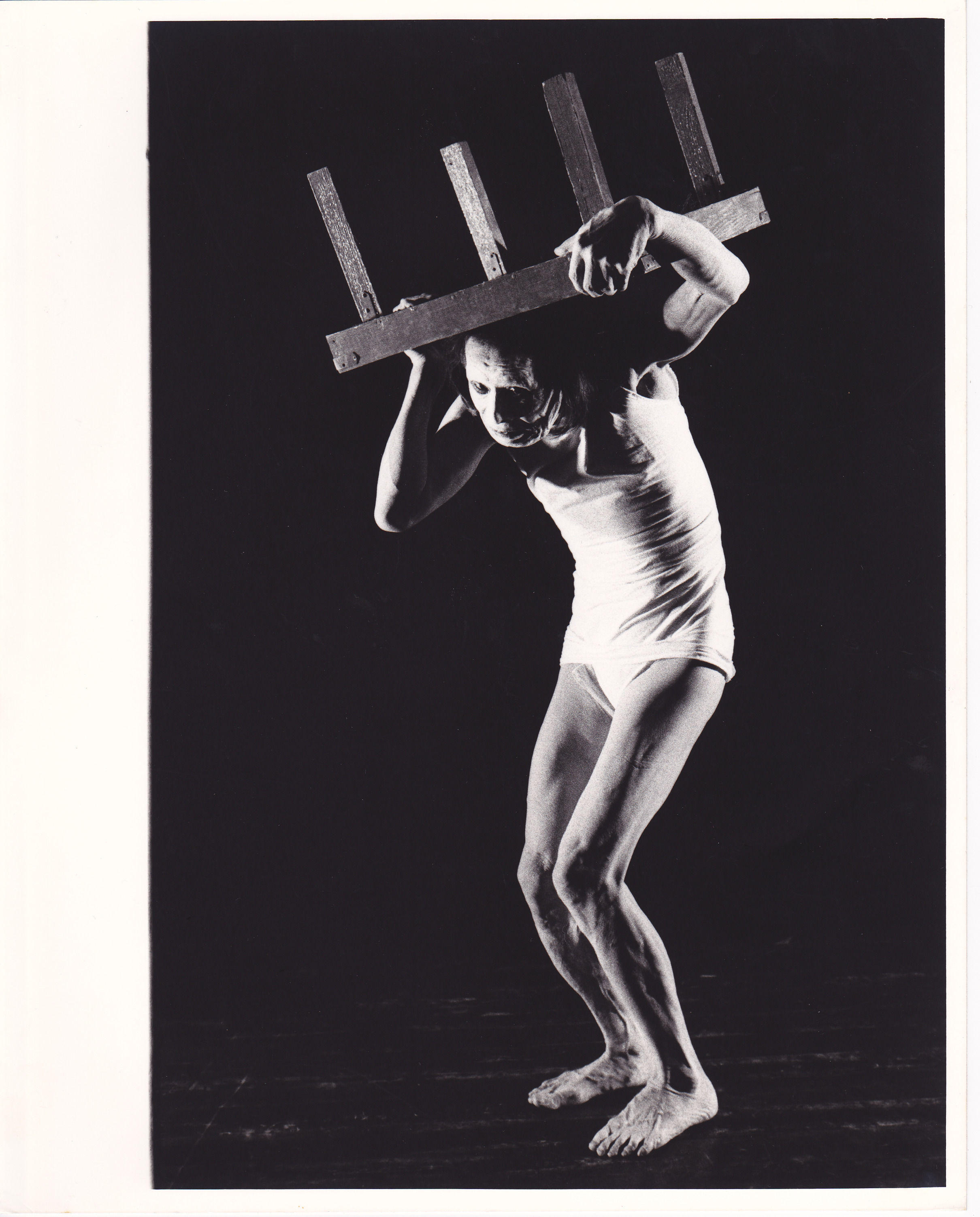 大野一雄舞踏研究所 | Dance Archive Network