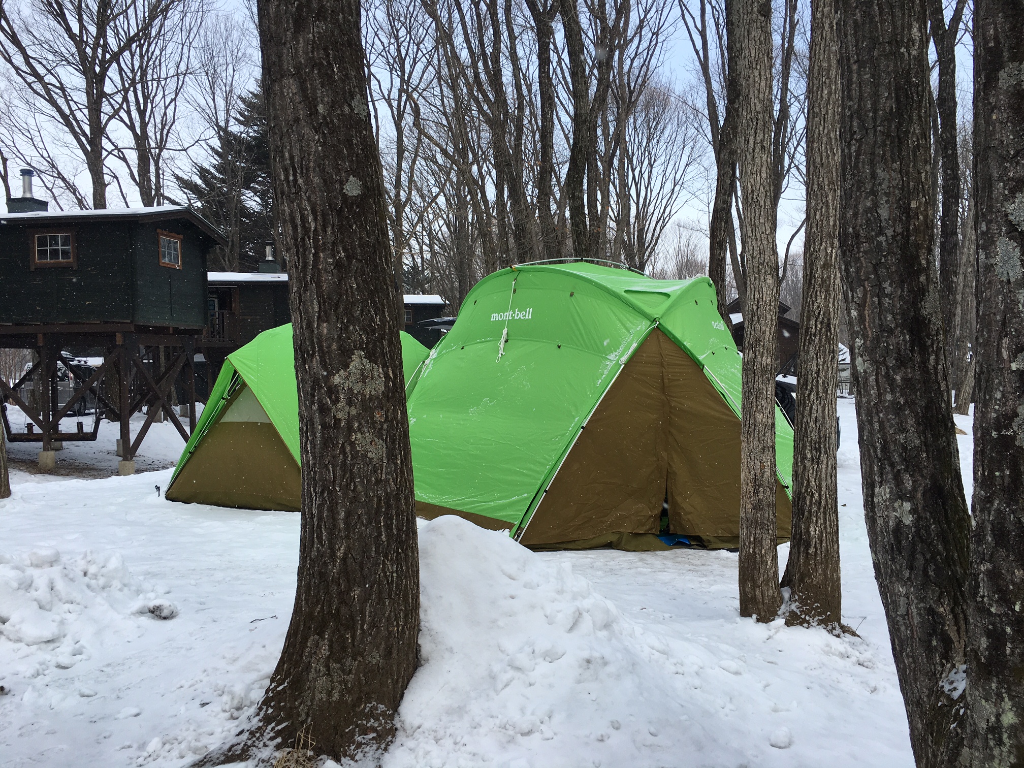 モンベル(mont-bell)アストロドームの設営は難しい？～ドーム型自立式