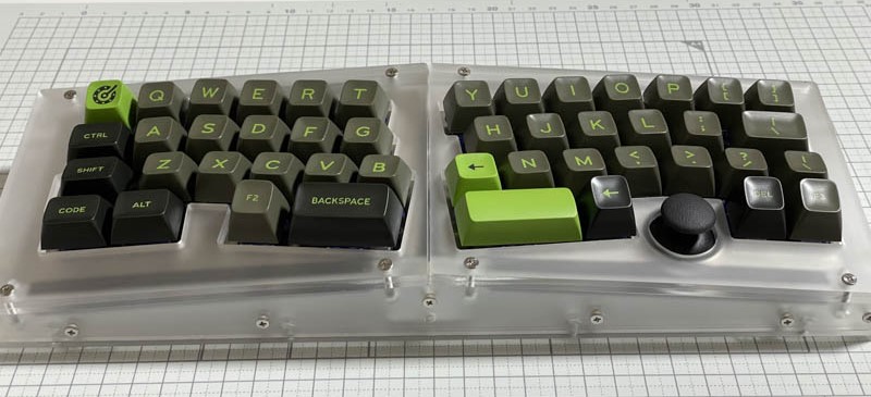 Libra mini を作ってみた 組み立て式40%キーボード アナログスティック