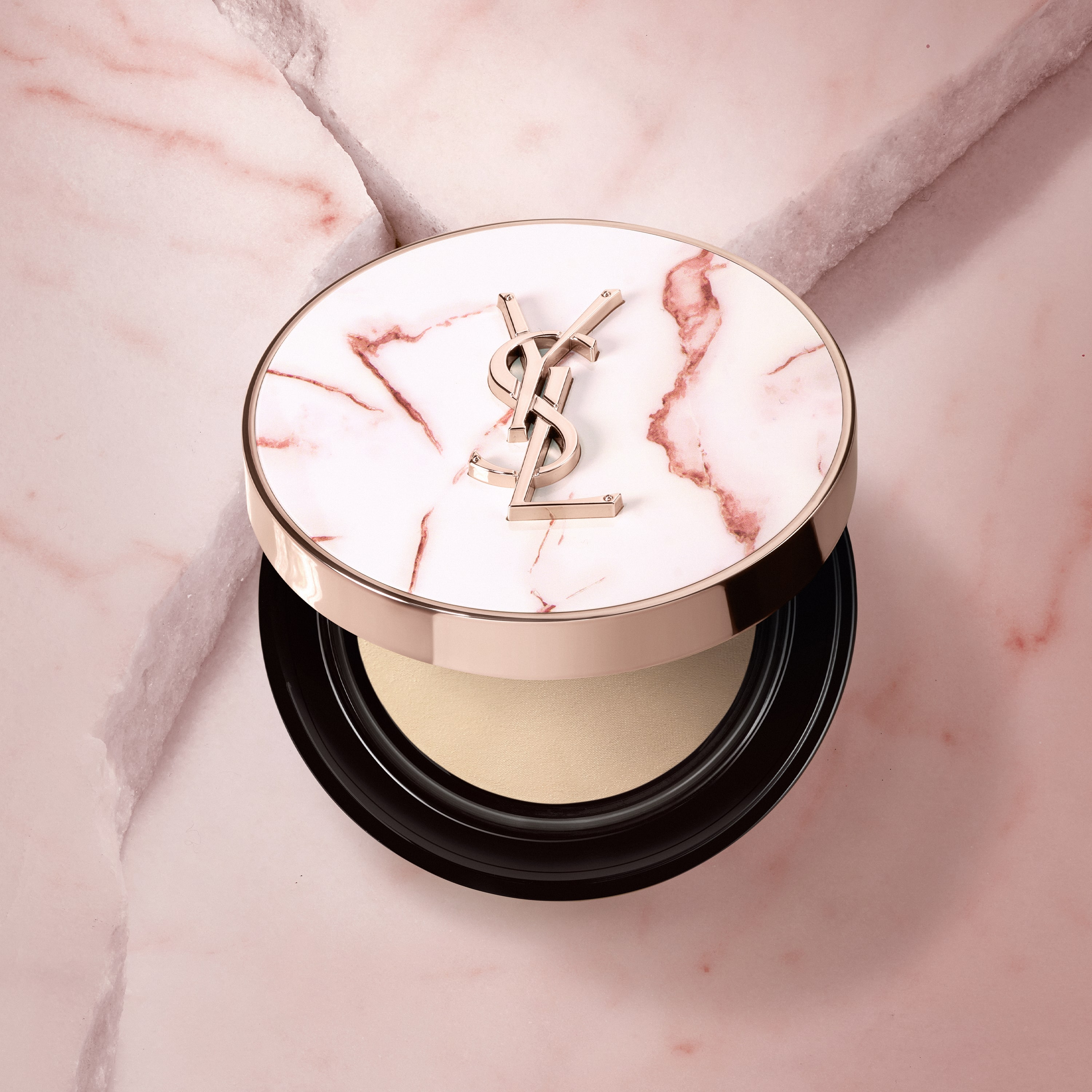 ラディアント タッチ グロウパクト ＜コレクター＞:イヴ・サンローラン