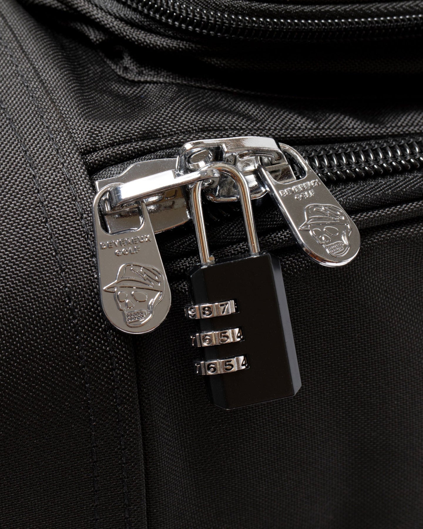 DEVEREUX Travel Cover Bag 763474823-BLACK デヴァロー トラベル