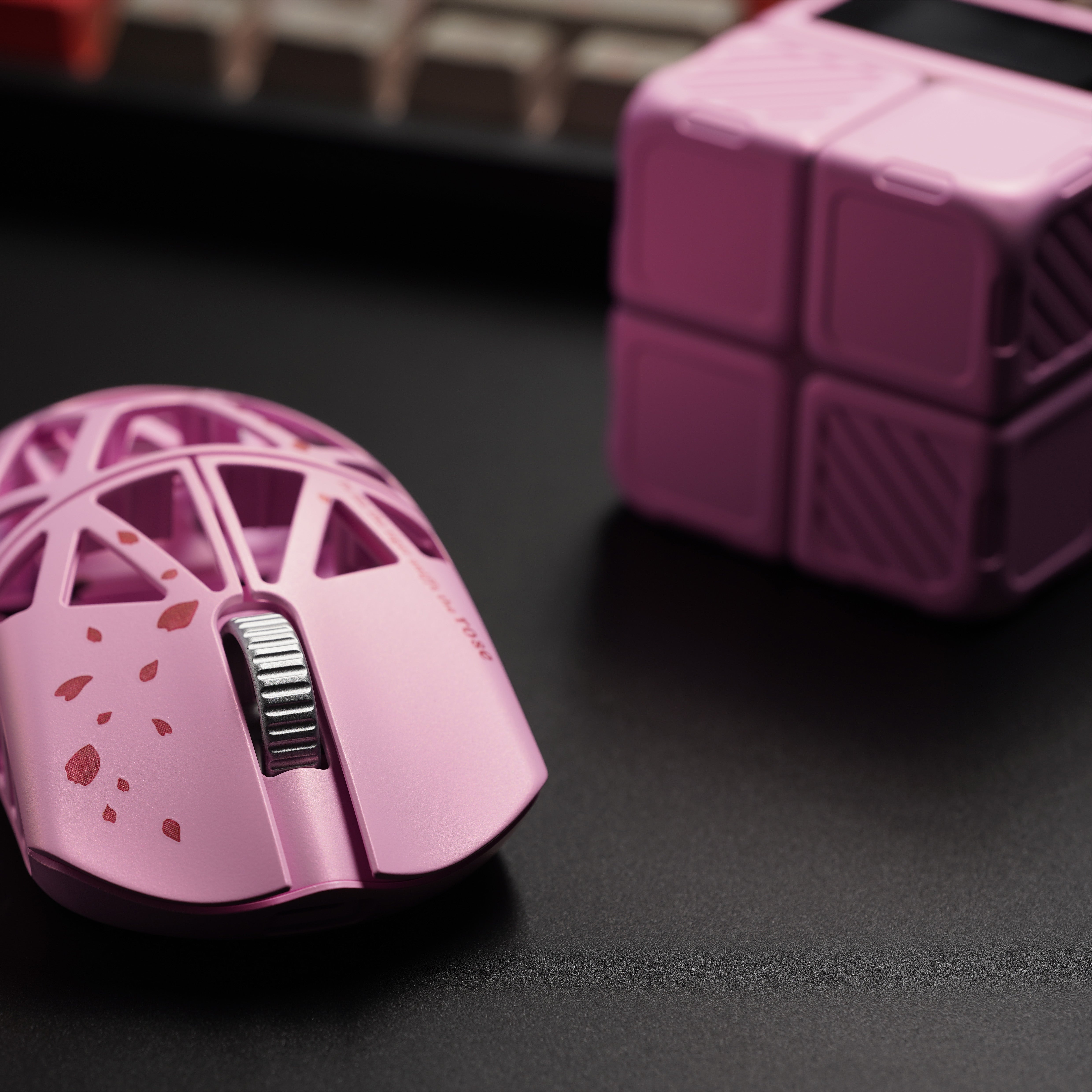 BEAST X ワイヤレスゲーミングマウスROSE(数量限定）