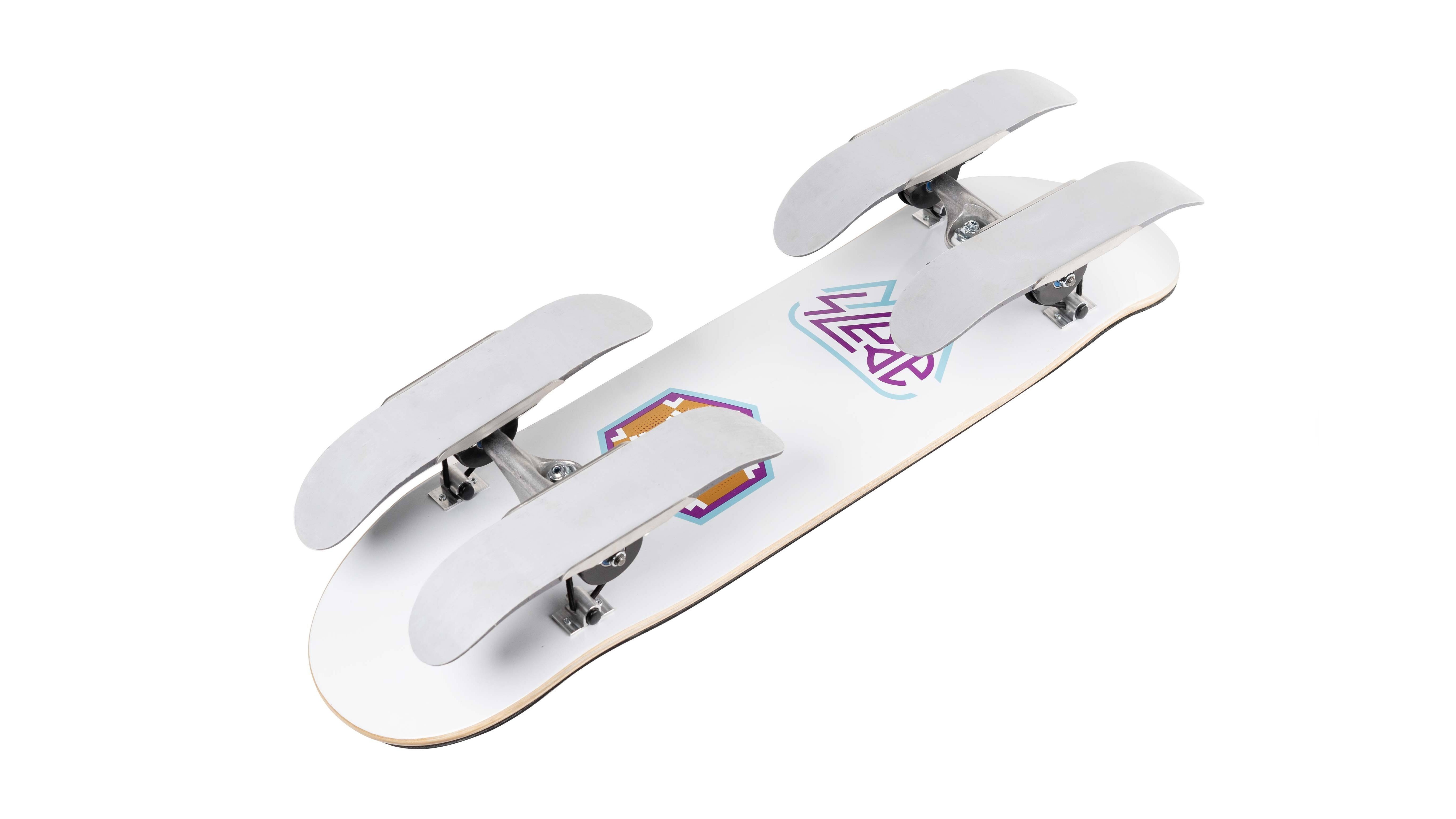 雪の上をスケボーのように自在に滑れるフィンランド発の