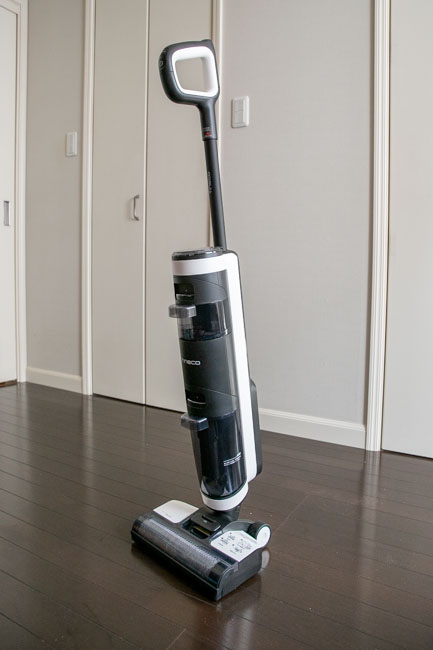 吸引と水拭きが同時にできるTinecoのコードレス掃除機「FLOOR ONE S3