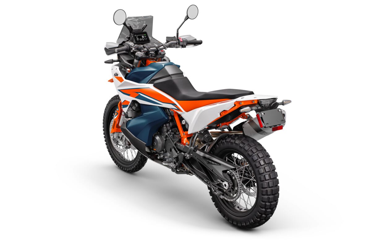 2023 KTM 890 ADVENTURERが発表されました-DirtBike Magazine