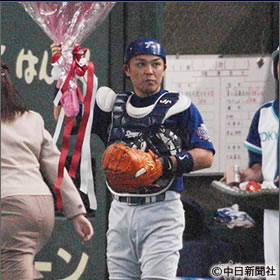 中日ドラゴンズ オフィシャルウェブサイト - 谷繁元信監督兼選手 プロ