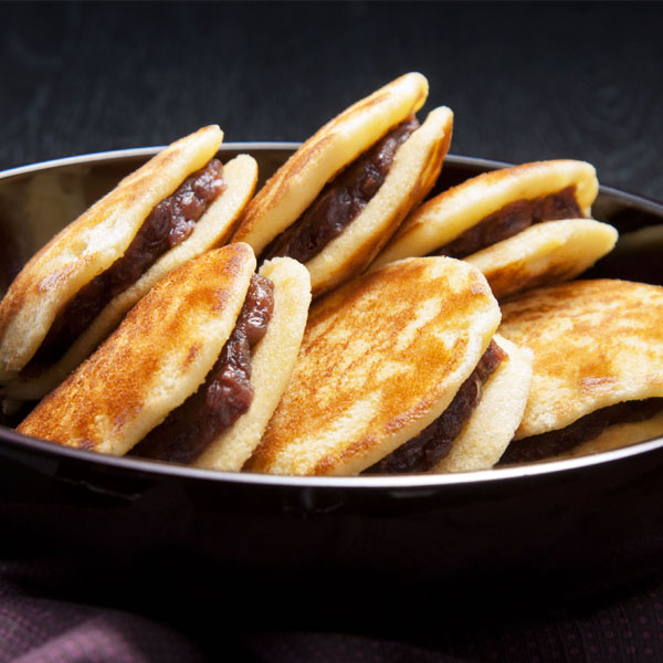 和菓子 天皇陛下献上御喜納菓 虎焼 15個: せとうちエリア│DISCOVER