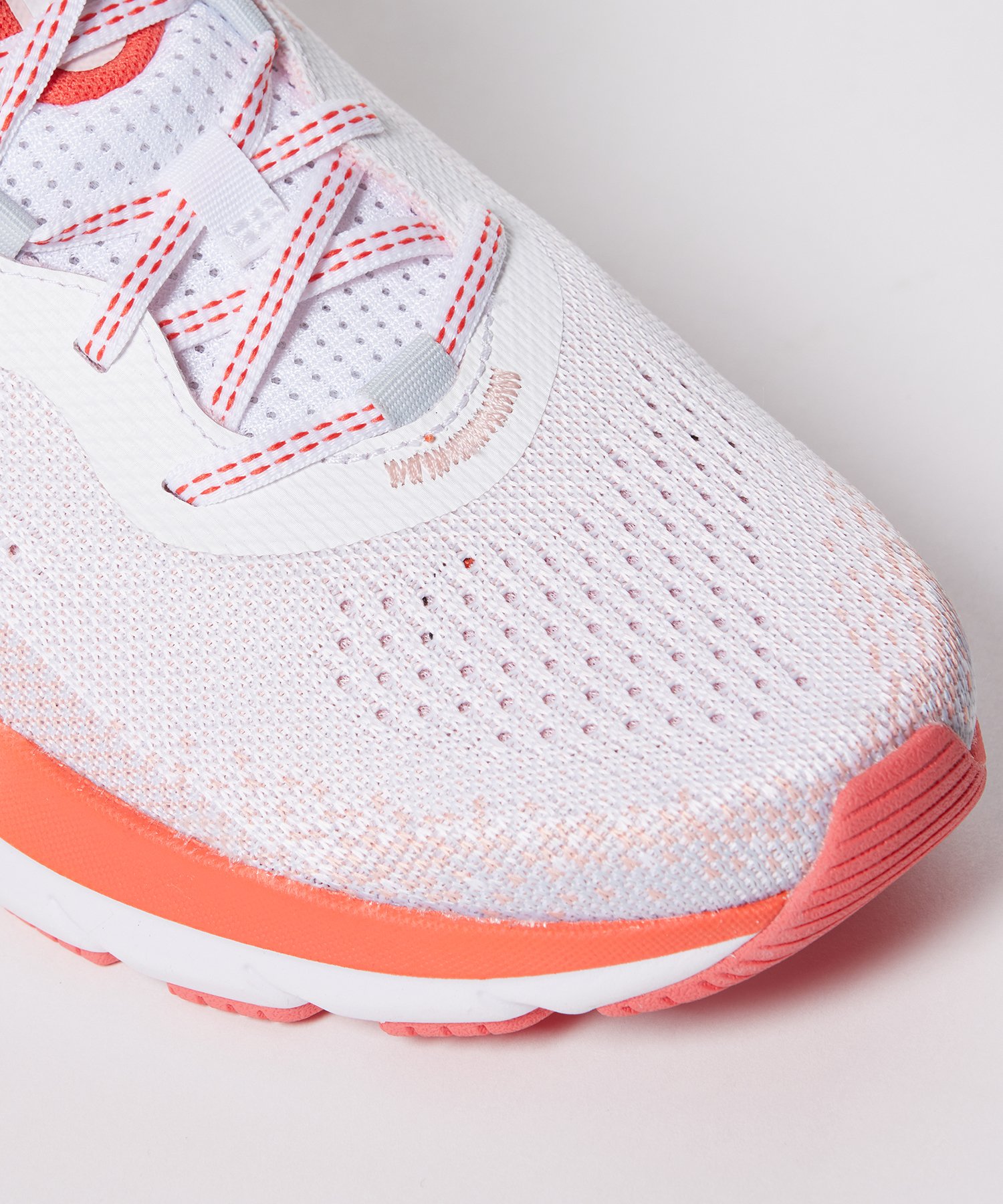 アンダーアーマー公式】 UAホバー タービュランス2（ランニング/WOMEN）