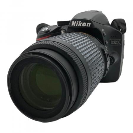 Nikon (ニコン) デジタル一眼レフカメラ D3200 ダブルズームキット