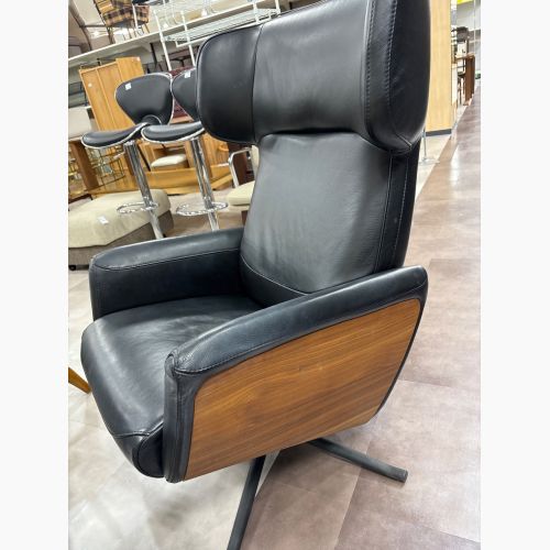 BoConcept (ボーコンセプト) リクライニングソファー オットマン付き 1