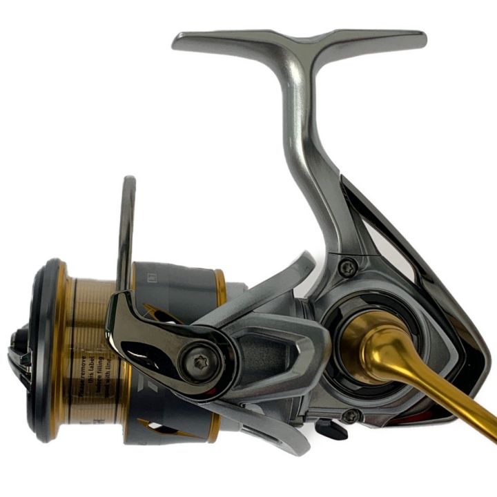 DAIWA ダイワ FREAMS 21フリームス LT 2500 00060265 - 中古釣り
