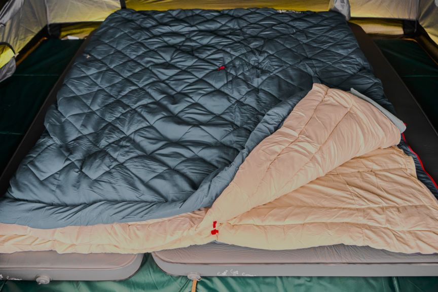 マルチレイヤースリーピングバッグの通販｜キャンプ用品のコールマン