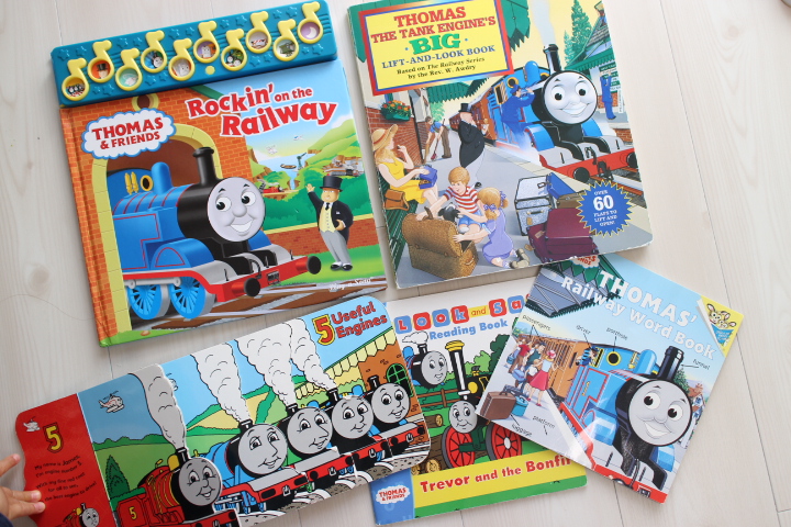 きかんしゃトーマスのおすすめ英語絵本と無料教材紹介。