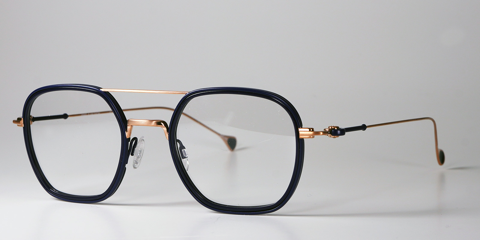 ANNE ET VALENTIN （アン・バレンタイン） | 取扱いブランド | EYE