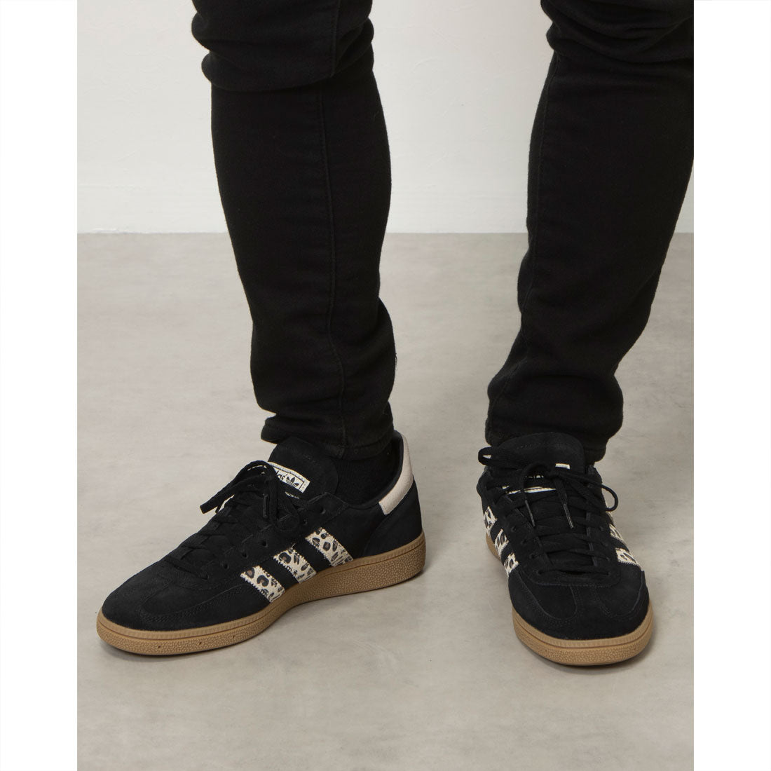 adidas Originals HANDBALL SPEZIAL W Handball Spezial Gum Sole Sneakers