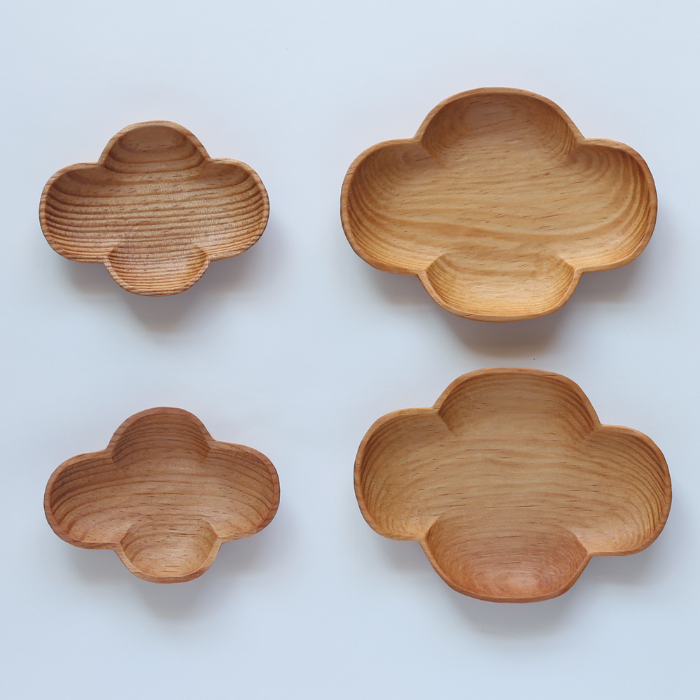 ラオスの木製食器 お花の小皿の通販｜FAVOR（雑貨・手仕事）