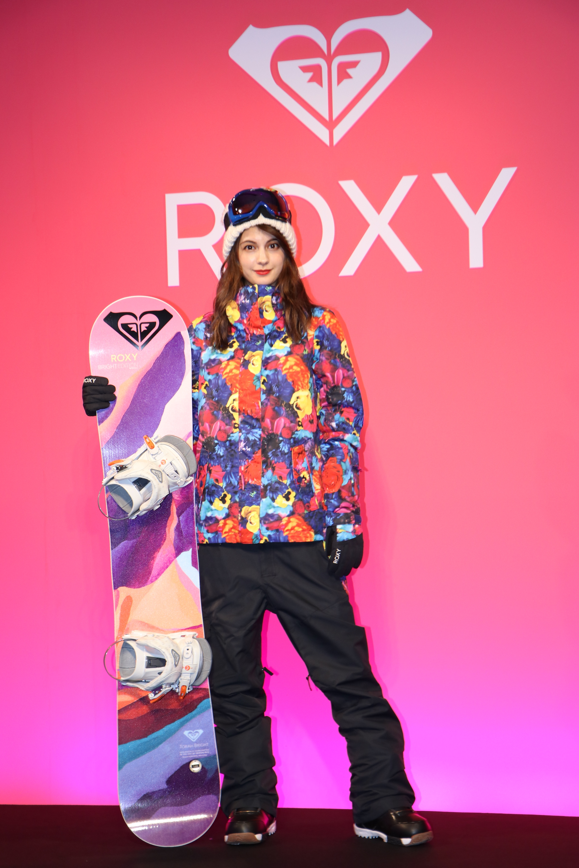 ROXY × M / mika ninagawaコラボレーションスノーウェア発売 | FINEPLAY