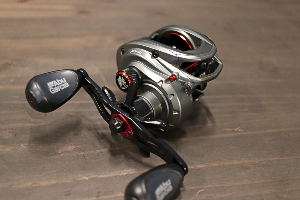 アブ ガルシア「マックス 4 ベイトリール / MAX 4 Low Profile Reel