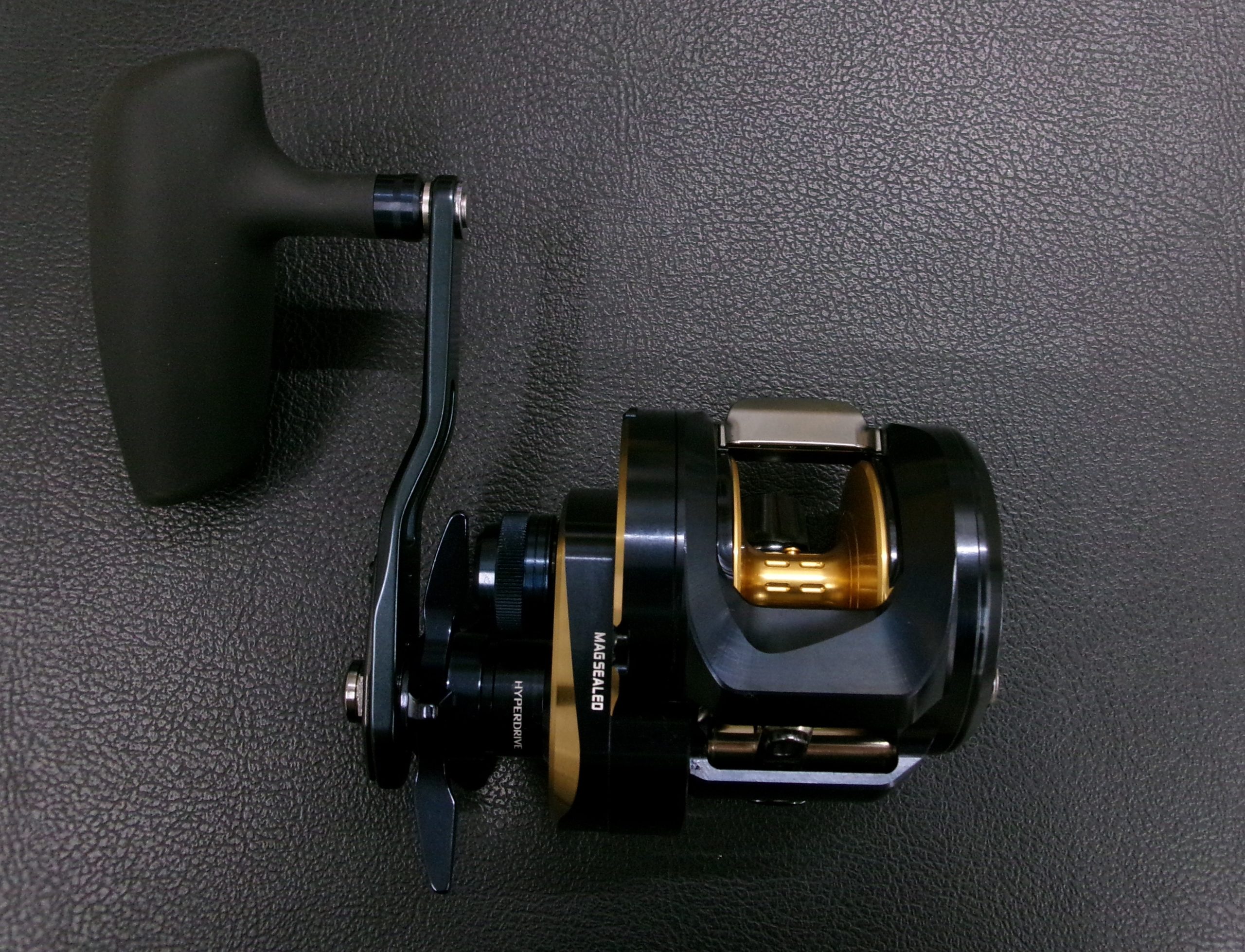 ダイワ 25ソルティガ 300H | 長谷川釣具の通販