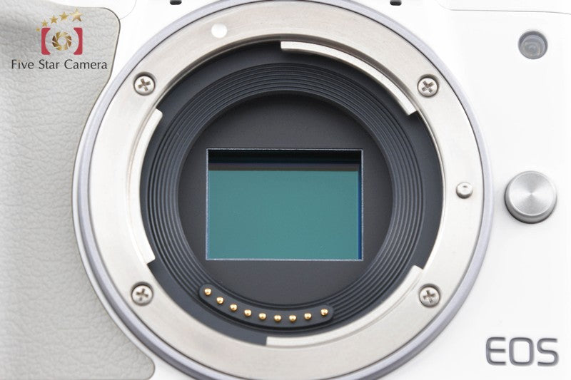 Canon 【中古】Canon キヤノン EOS Kiss M ダブルズームキット