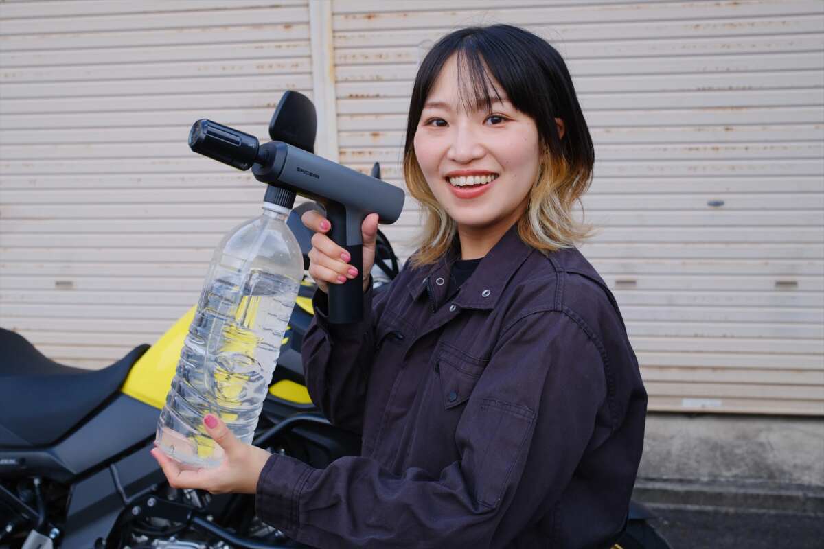 コンパクトで使いやすい『SPICERR ポケッタブル高圧洗浄機 SWU-1』の