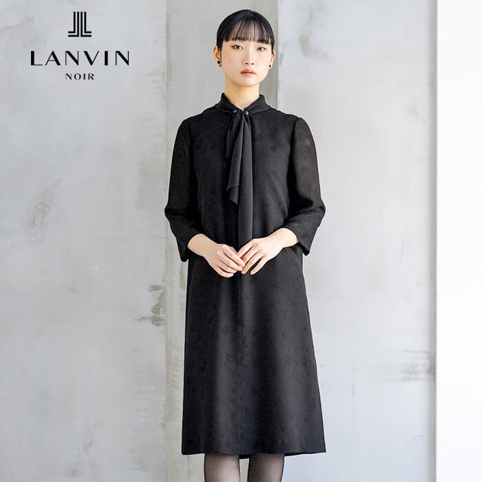 アシンメトリー襟のフラワージャカードワンピース 11号・ブラック