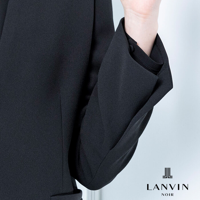 サテンアクセントを加えたロングジャケット 9号・ブラック｜東京