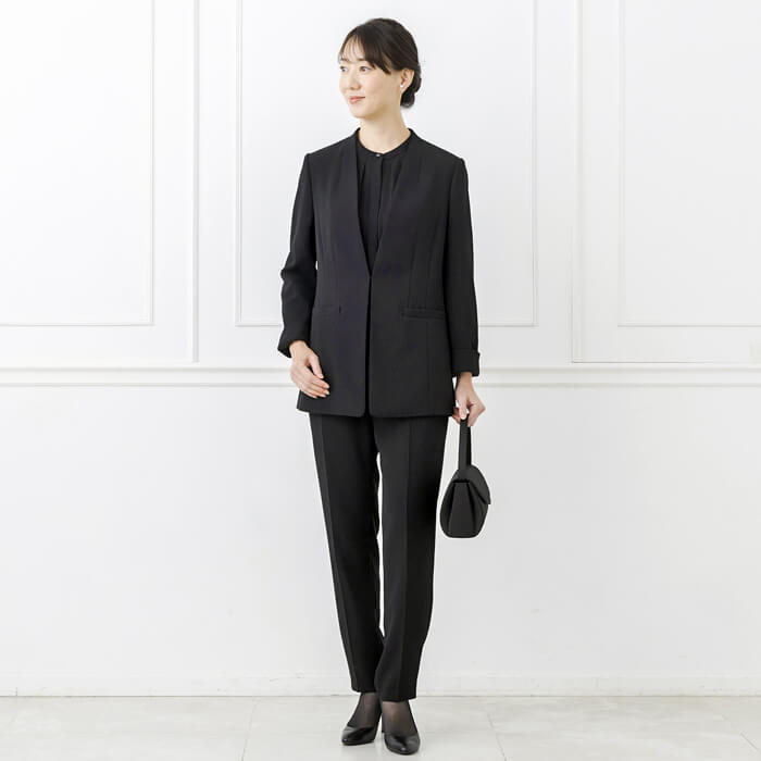 洗える｜ブラウス付きパンツスーツ 9号・ブラック｜東京ソワール