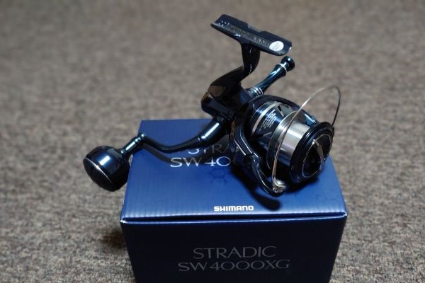 24ストラディックSWにゴメクサスR9リールスタンド | 瀬戸内海のヒラメ釣り