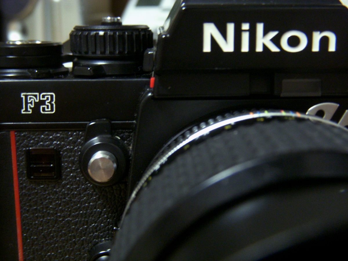 Nikon F3【初めて買った一眼レフ、マニュアルカメラ】
