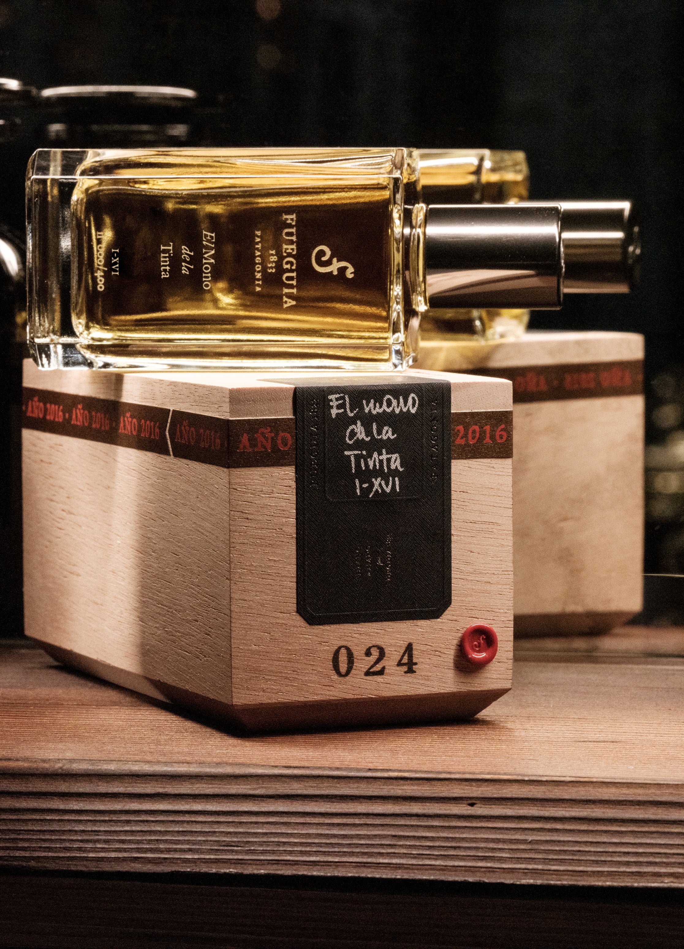 FUEGUIA 1833 | Biblioteca de Babel - Le Cave Vintage｜ビブリオテカ