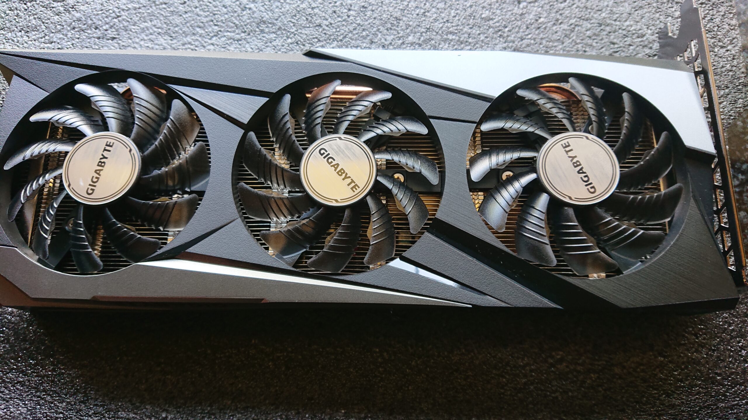 Gigabyte AMD Radeon RX 6500 XT GAMING OC 4G (Tech) Review - gameblur