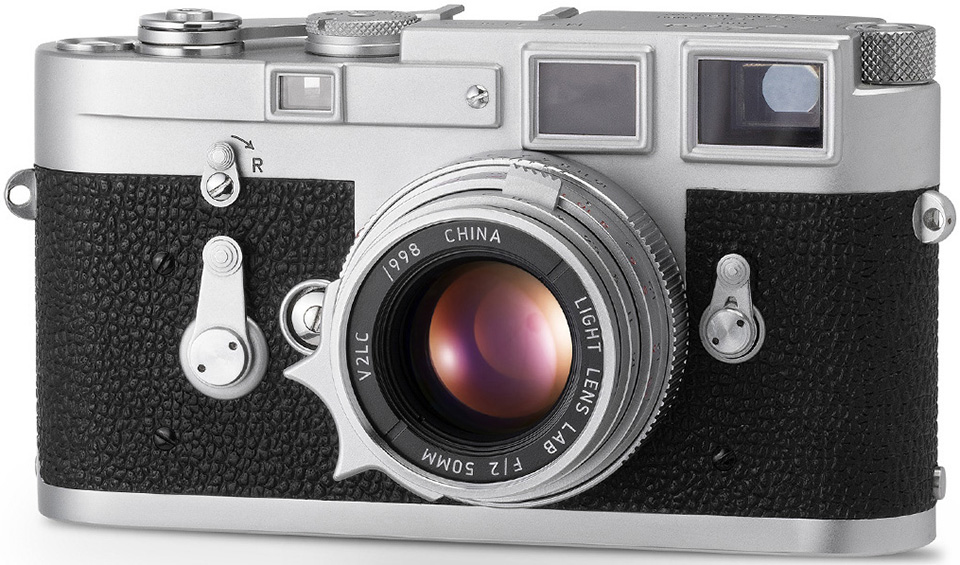 クセのある描写が魅力！ 希少な軍用ライカ向けレンズを復刻した“周