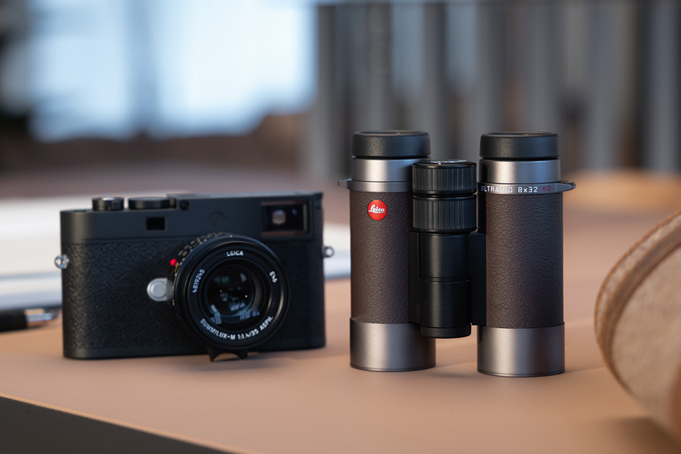 ライカの双眼鏡に数量限定のエレガントな特別モデルが登場「ライカ